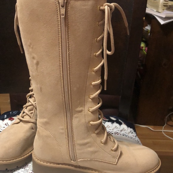 Suede Boots wore 1 time - Picture 3 of 4